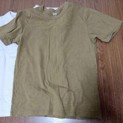 UNIQLO　Tシャツ　の画像