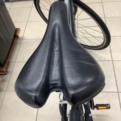 GIANT   ESCAPE  ジャイアントエスケープ　クロスバイク 　自転車　24段変速　30インチの画像