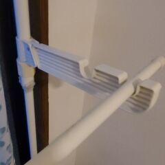 使用感あり 突っ張り 物干し ２段 アイリスオーヤマ 洗濯物干し 室内物干し 窓枠物干し 省スペース コンパクトの画像