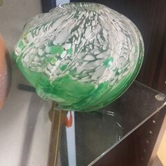 リサイクルショップどりーむ荒田店　No3823 壺　置物　インテリア　色ガラスの画像