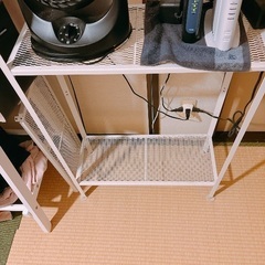 IKEAラック BAGGEBO バッゲボー シェルフユニット メタル/ホワイト 60*25*116cmの画像