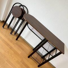 カウンターデスク＆チェアの画像