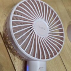 ハンディファン　USBハンディ扇風機の画像