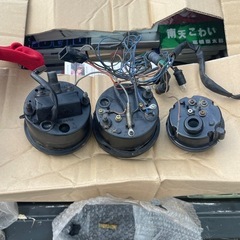 rz250r 三連メーターの画像