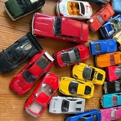 トミカ他ミニカー110台位の画像