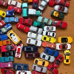 トミカ他ミニカー110台位の画像