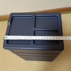 （お取引中）③収納ケース　収納　入れ物　文房具の画像