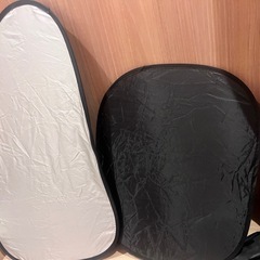 車のサンシェードの画像