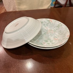 深皿3枚の画像