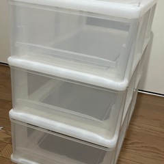 ニトリ | キャスター付き押入れ収納ケースの画像