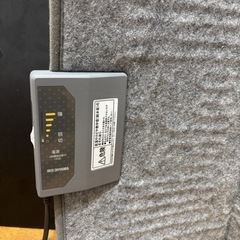 アイリスオーヤマ 
デスクパネルヒーターの画像
