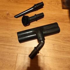 TOSHIBA ハンディ掃除機の画像