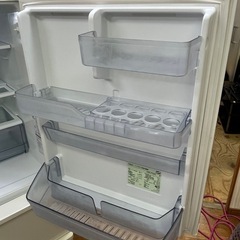 人気の3ドア!! 激安冷蔵庫!! AQUA 2018年 272L AQR-27G(W)の画像