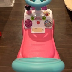 ミニーの車の画像