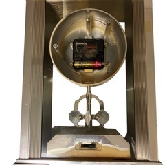 SEIKO セイコー 置時計 QZ671G クリスタル回転飾り　クォーツ 動作確認済 ガラス 金属枠 ゴールド系の画像