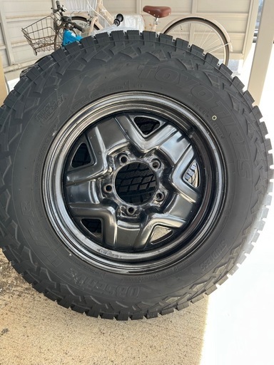 TOYO TIRES OBSERVE W/T-R ジムニー　スタッドレス