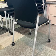 中古　良品　オカムラ　8174AZ　 ミーティングチェア 　会議いす　会議椅子　スタッキングチェア　オフィスチェア　ブラック　OKAMURA　愛知　一宮市　江南市　稲沢市　岩倉市　名古屋　岐阜　各務ヶ原　羽島　三重　グッドプライス一宮の画像