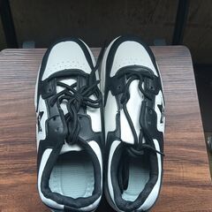 新品 25cm メンズ スニーカー ホワイト ブラック 厚底 男女兼用 シューズ   識別番号:【N256-S】の画像
