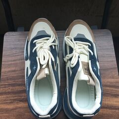新品 25cm メンズ スニーカー ホワイト ブルー 厚底 男女兼用 シューズ 識別番号:【N258-S】の画像