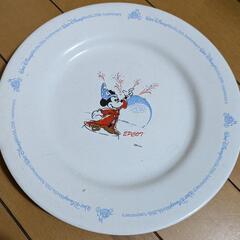 Disney  絵皿２枚 ミッキー  グーフィー（非売品）の画像