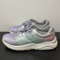 23cm EE スニーカーの画像