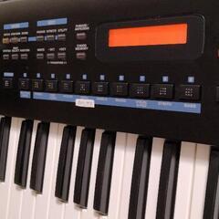 ROLANDシンセ【JUNO-D】【ちょー軽量5kg】音出しOK🎧️ノイズ、ガリ無し👍🌞
Drumプリセットに808＆909ドラムKIT〜HOUSE-テクノ-JAZZドラム。ピアノ／FMエレピ／D50オルガン LAピアノ／特にJupiterなどのROLANDらしいJPストリングスが魅力です。ストリングを銘機の空気感を❢1台で堪能できますの画像