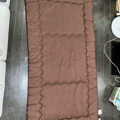 美品　敷き布団 シングル ブラウン　消臭 防カビ 丸洗いOK 敷きふとん 三つ折り 収納 軽量の画像