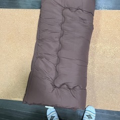 美品　敷き布団 シングル ブラウン　消臭 防カビ 丸洗いOK 敷きふとん 三つ折り 収納 軽量の画像