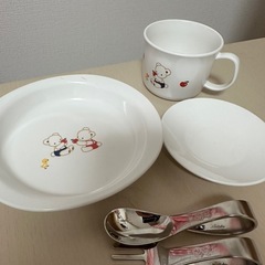ファミリア　離乳食　食器の画像