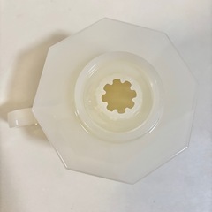 新品未使用！コーヒードリッパー 1杯2杯用樹脂 ハンドル付きコーヒーフィルター ベージュ透過の画像
