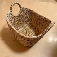ニトリ　バスケット　カゴの画像