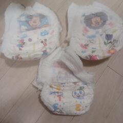 おむつ 3枚の画像