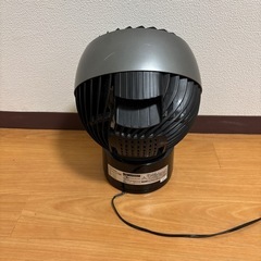 山善 18cm立体首振りサーキュレーター (静音モード搭載)(風量3段階) タッチスイッチ式 タイマー付 メタリックブラック YAR-VW18(MB)の画像