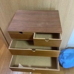 四段小引き出しの画像