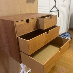 四段小引き出しの画像