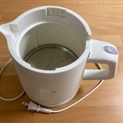 電気ケトルの画像
