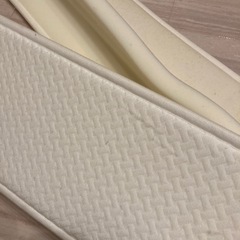 隙間パッド、結束バンドの画像