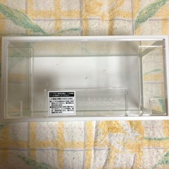 枠付きガラス水槽
の画像