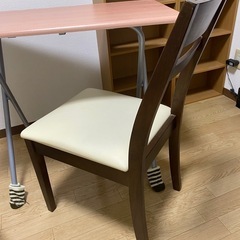 折り畳みデスクセット➕木製椅子の画像