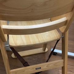 ベビーチェア テーブル付きの画像