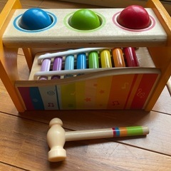 Hape パウンドアンドタップベンチ の画像