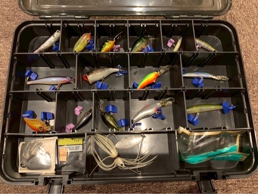 バス釣りなどに タックルボックス 豪華セット一式