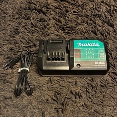 マキタ M697DSX インパクトドライバー 14.4Vの画像