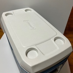 【1度のみ使用】　美品　コールマン クーラーボックス　エクストリームクーラー　70QT アイスブルーの画像