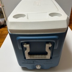 【1度のみ使用】　美品　コールマン クーラーボックス　エクストリームクーラー　70QT アイスブルーの画像