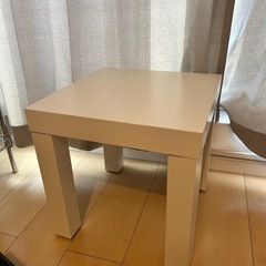 IKEA サイドテーブルの画像