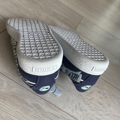 PUMA ネイビー スリッポンスニーカー 20cmの画像