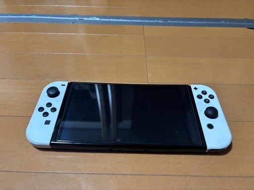 Switch本体、ソフト4つ付き
