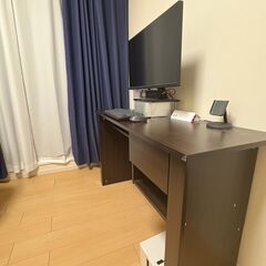 パソコンデスク（ニトリ）の画像