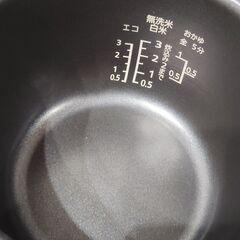 YAMAZEN マイコン炊飯ジャー YJB-300 (W)の画像